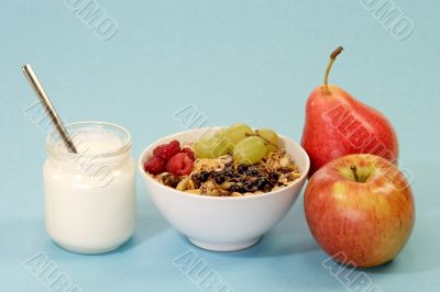 Granola with Yoghourt Granola with Yoghourt