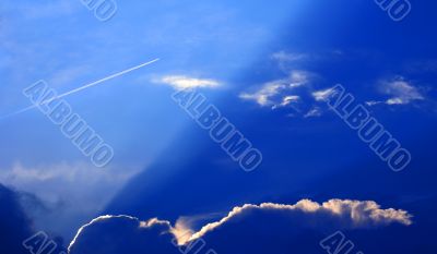 Flight to the thunderstorm.