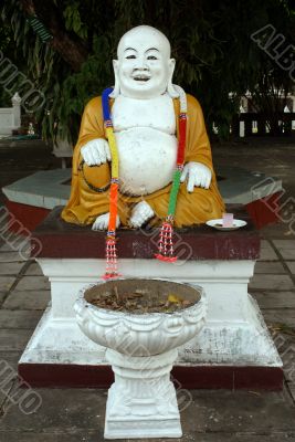Buddha and stomach