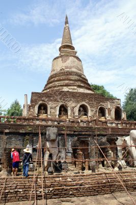Stupa in wat Chang Lom