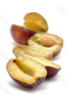 cut plum