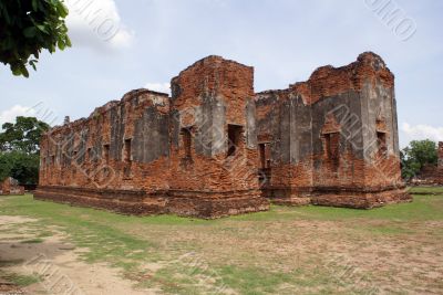 Temple in Phra Si Sanphet
