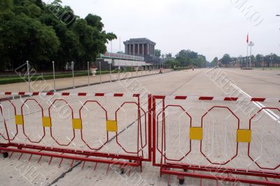 Square and mausoleum of Ho Shi Minh