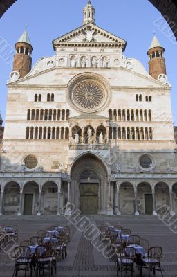 Cathedral of Cremona and bar tables Cathedral of Cremona and bar tables