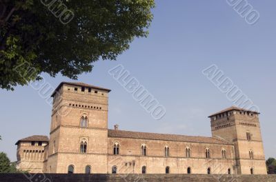 Castle of Pandino Castle of Pandino