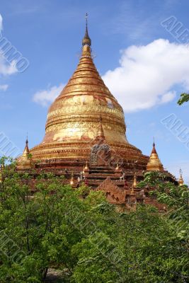 Golden Dhamma Yazika pagoda in Bagan