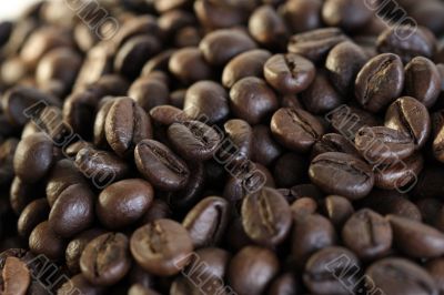 Fragrant fried coffee beans