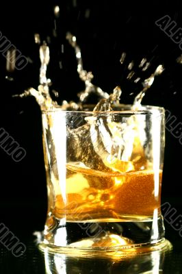 whiskey splash