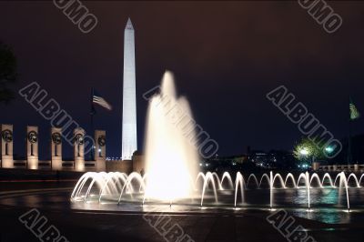 WWII Memorial at night