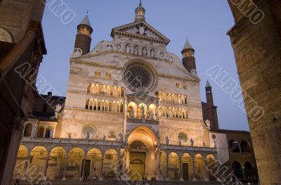 Cremona, illuminated cathedral