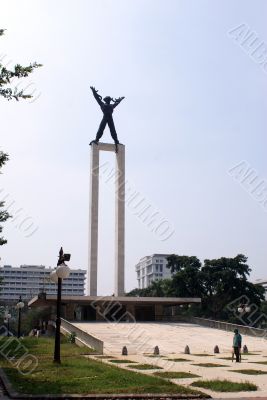 Monument and veteran