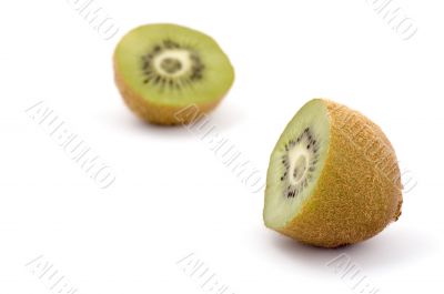 cutting kiwi closeup