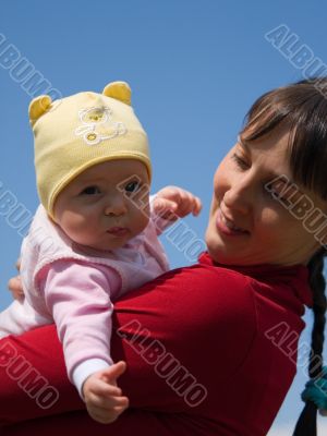 Baby with mom