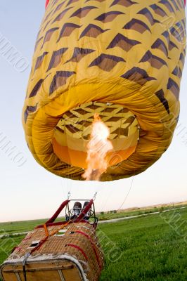 fire under balloon fire under balloon