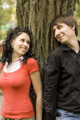 couple near the tree