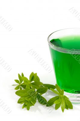 Green Woodruff Drink