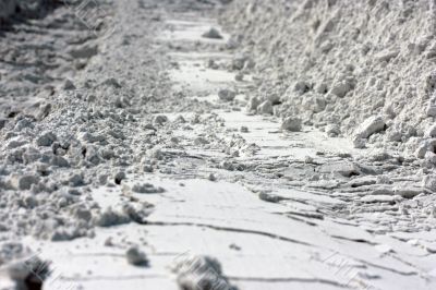 trace on white texture like snow