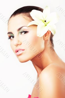 Close-up of beautiful girl with flowers