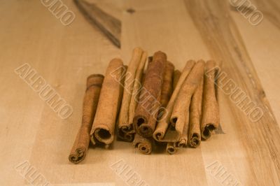 Cinnamon sticks