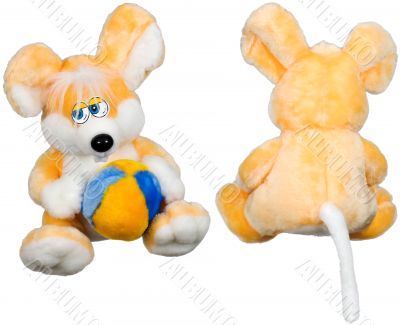 Toy mouse with a ball