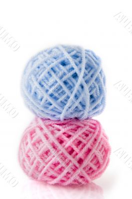 Wool in blue and pink