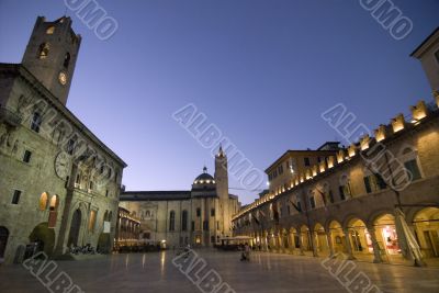 Ascoli Piceno - The main square at night Ascoli Piceno - The main square at night