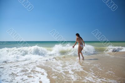 woman waiting wave