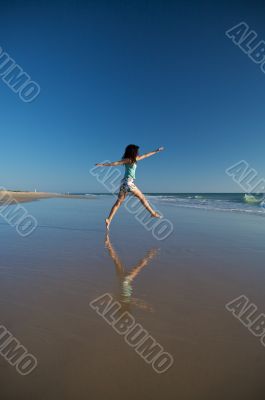 jump reflects on sand