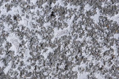 The old cracked wall