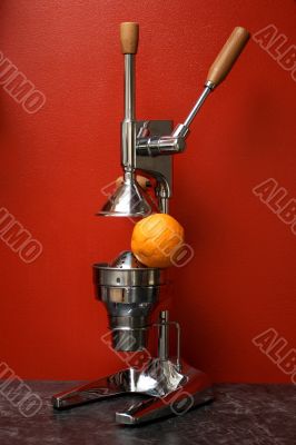 orange and manual (mechanical) squezeer