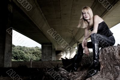 Paris Hilton look-a-like fashion shoot under a bridge
