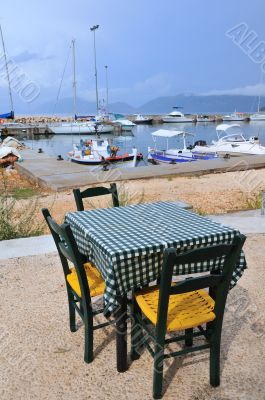 Restaurant in harbor