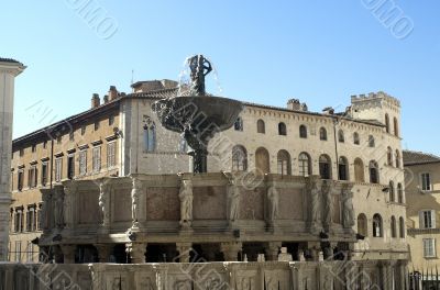 Perugia - Famous monumental fountain and other historic building