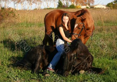 teen and horses