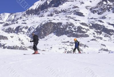 Child Ski vacation in Alpes
