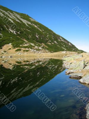 Mountain lake Mountain lake