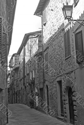 Abbadia San Salvatore - Old street in black and white