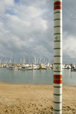 tide gauge