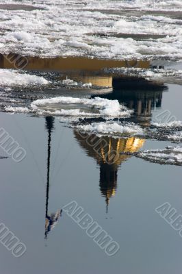 Drifting of ice on the river Neva