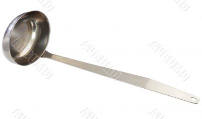 Metallic ladle