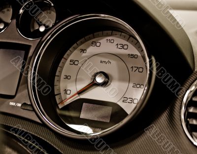 Auto speed control dashboard