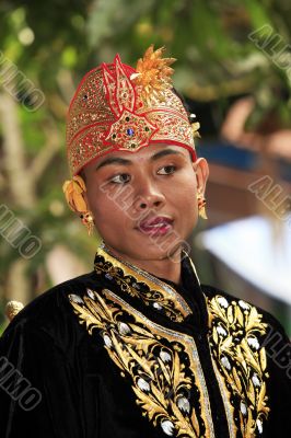 Bali groom