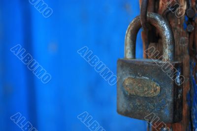 close up key lock shot with vivid bright colors