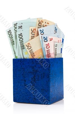Dark blue box with euros