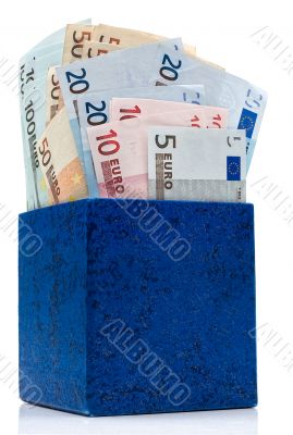Dark blue box with euros