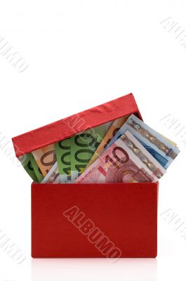 Red box with the euros