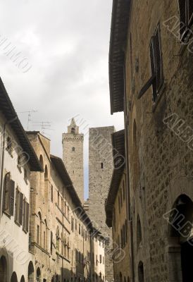 San Gimignano (Siena) - Street and two towers