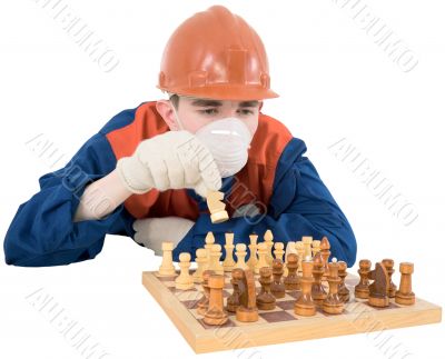Builder play in chess