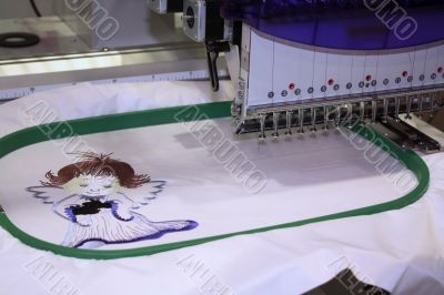 Machine embroidery
