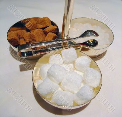 cane sugar, white sugar and candy sugar cubes